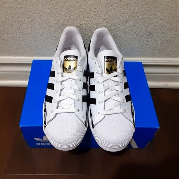 Adidas - Picture 4 of 4